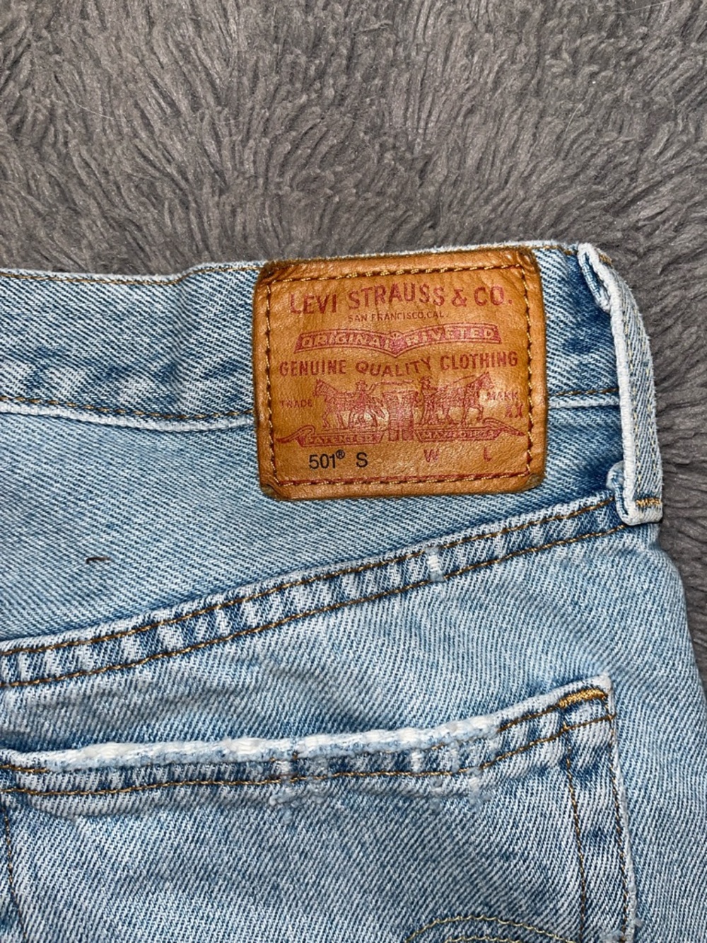 Levi's Light Blue Women's Straight Leg Jeans - Picture 6 of 8